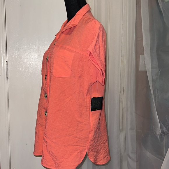 New John Mark Button Down Top Coral Color - Picture 2 of 9